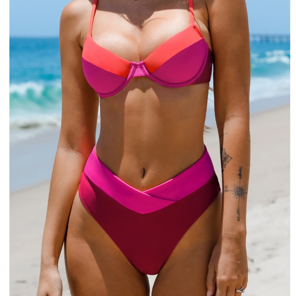 Cupshe Colorblock Bikini Set with Underwire Support